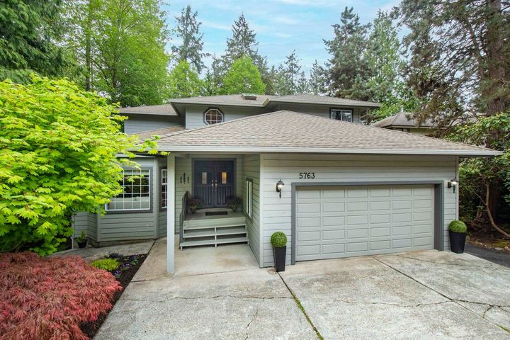 5763-grousewoods-crescent-grouse-woods-north-vancouver-29 at 5763 Grousewoods Crescent, Grouse Woods, North Vancouver 5763-grousewoods-crescent-grouse-woods-north-vancouver-29 at 5763 Grousewoods Crescent, Grouse Woods, North Vancouver