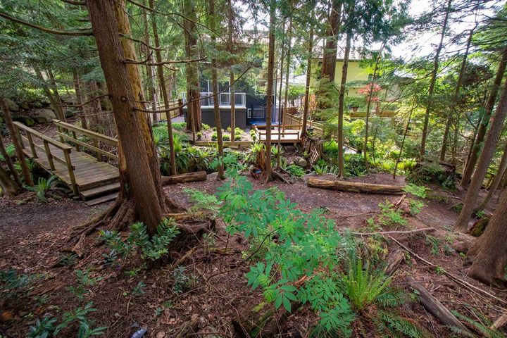 5763-grousewoods-crescent-grouse-woods-north-vancouver-35 at 5763 Grousewoods Crescent, Grouse Woods, North Vancouver 5763-grousewoods-crescent-grouse-woods-north-vancouver-35 at 5763 Grousewoods Crescent, Grouse Woods, North Vancouver