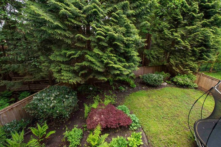 5763-grousewoods-crescent-grouse-woods-north-vancouver-39 at 5763 Grousewoods Crescent, Grouse Woods, North Vancouver 5763-grousewoods-crescent-grouse-woods-north-vancouver-39 at 5763 Grousewoods Crescent, Grouse Woods, North Vancouver
