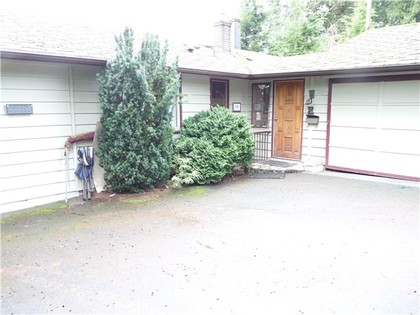 image-260056570-4.jpg at 883 BELMONT Ave, Capilano Highlands, North Vancouver image-260056570-4.jpg at 883 BELMONT Ave, Capilano Highlands, North Vancouver