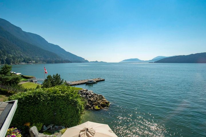 9-ocean-point-drive-howe-sound-west-vancouver-40 at 9 Ocean Point Drive, Howe Sound, West Vancouver 9-ocean-point-drive-howe-sound-west-vancouver-40 at 9 Ocean Point Drive, Howe Sound, West Vancouver