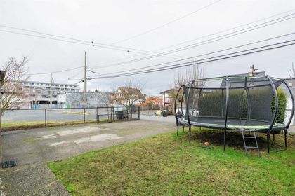 239-e-18th-avenue-main-vancouver-east-36 at 239 E 18th Avenue