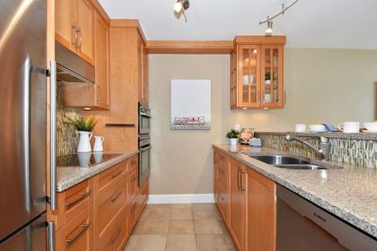 2020-w-8th-avenue-kitsilano-vancouver-west-10 at 408 - 2020 W 8th Avenue, Kitsilano, Vancouver West