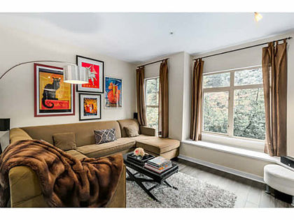 261328756-3 at 233 - 18 Jack Mahony Place