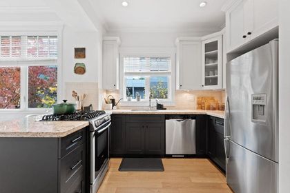 2518-w-8th-avenue-kitsilano-vancouver-west-12 at 2518 W 8th Avenue, Kitsilano, Vancouver West