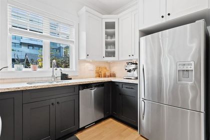 2518-w-8th-avenue-kitsilano-vancouver-west-16 at 2518 W 8th Avenue, Kitsilano, Vancouver West