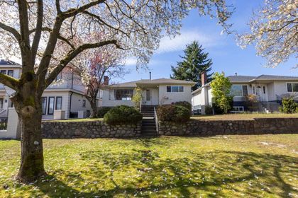 7155-vivian-drive-fraserview-ve-vancouver-east-02 at 7155 Vivian Drive, Fraserview VE, Vancouver East