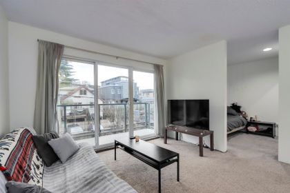 1450-laburnum-street-kitsilano-vancouver-west-03 at 207 - 1450 Laburnum Street, Kitsilano, Vancouver West