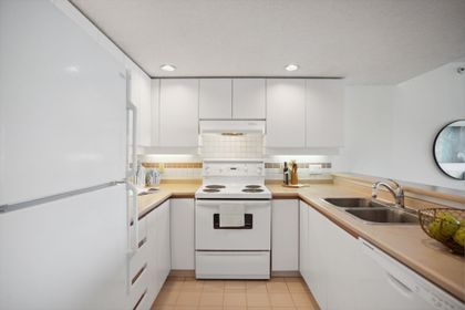 1515-w-2nd-avenue-false-creek-vancouver-west-09 at 549 - 1515 W 2nd Avenue, False Creek, Vancouver West
