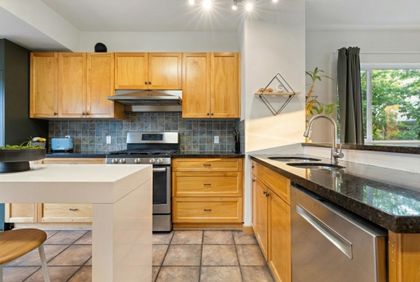 261-e-4th-street-lower-lonsdale-north-vancouver-12 at 261 E 4th Street, Lower Lonsdale, North Vancouver