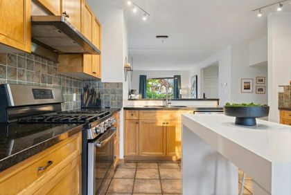 261-e-4th-street-lower-lonsdale-north-vancouver-13 at 261 E 4th Street, Lower Lonsdale, North Vancouver