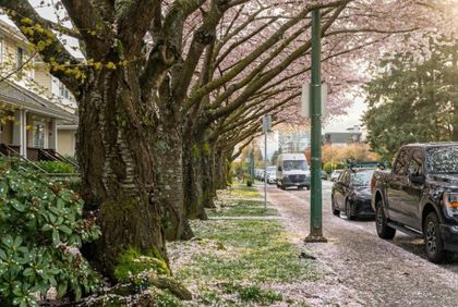261-e-4th-street-lower-lonsdale-north-vancouver-37 at 261 E 4th Street, Lower Lonsdale, North Vancouver