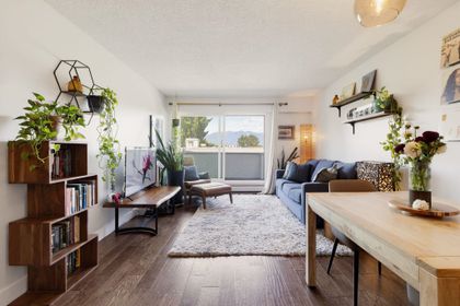 391-e-7th-avenue-mount-pleasant-ve-vancouver-east-04 at 302 - 391 E 7th Avenue, Mount Pleasant VE, Vancouver East