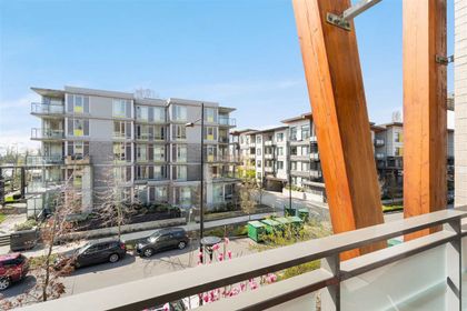 262584047-18 at 312 - 3163 Riverwalk Avenue, South Marine, Vancouver East