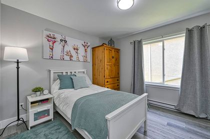 261-e-4th-street-lower-lonsdale-north-vancouver-17 at 261 E 4th Street, Lower Lonsdale, North Vancouver