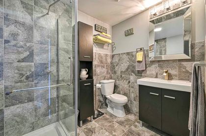 261-e-4th-street-lower-lonsdale-north-vancouver-21 at 261 E 4th Street, Lower Lonsdale, North Vancouver
