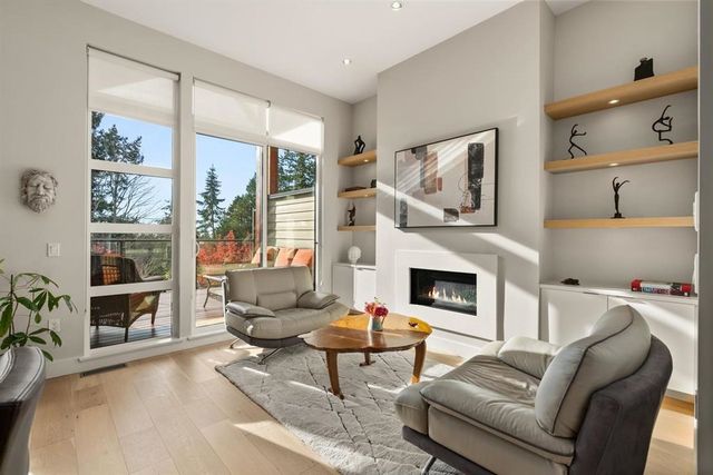 13585-16-avenue-crescent-bch-ocean-pk-south-surrey-white-rock-01 at 205 - 13585 16 Avenue, Crescent Bch Ocean Pk., South Surrey White Rock