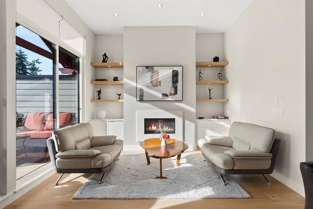 13585-16-avenue-crescent-bch-ocean-pk-south-surrey-white-rock-12 at 205 - 13585 16 Avenue, Crescent Bch Ocean Pk., South Surrey White Rock