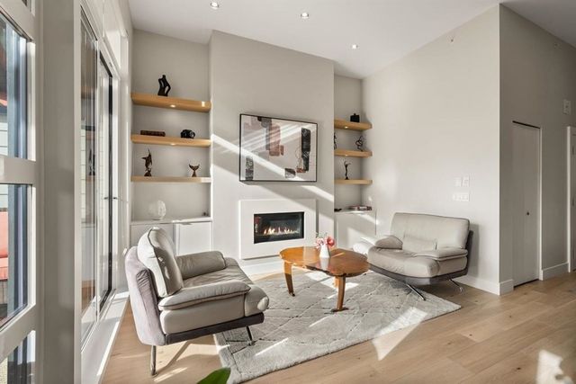 13585-16-avenue-crescent-bch-ocean-pk-south-surrey-white-rock-13 at 205 - 13585 16 Avenue, Crescent Bch Ocean Pk., South Surrey White Rock