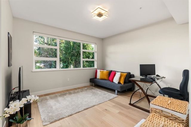 13585-16-avenue-crescent-bch-ocean-pk-south-surrey-white-rock-20 at 205 - 13585 16 Avenue, Crescent Bch Ocean Pk., South Surrey White Rock