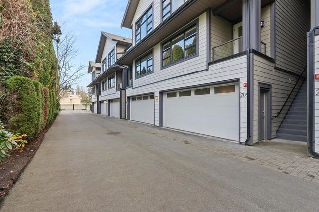 13585-16-avenue-crescent-bch-ocean-pk-south-surrey-white-rock-30 at 205 - 13585 16 Avenue, Crescent Bch Ocean Pk., South Surrey White Rock