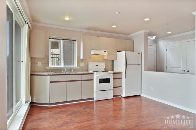 15080-beachview-avenue-white-rock-south-surrey-white-rock-24 at 15080 Beachview Avenue, White Rock, South Surrey White Rock