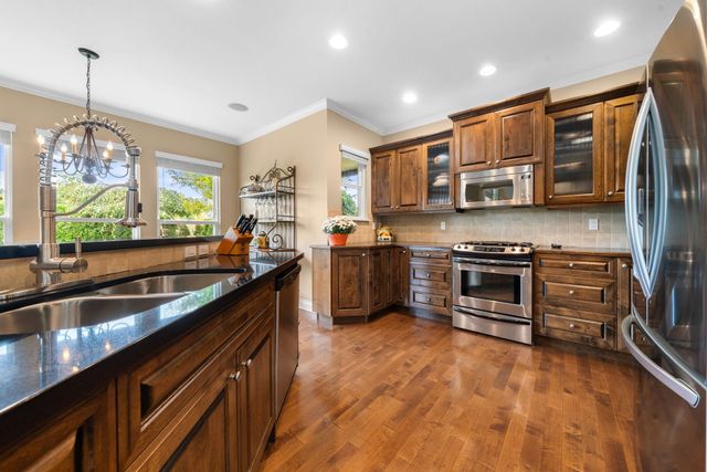 3300-157a-street-morgan-creek-south-surrey-white-rock-14 at 19 - 3300 157a Street, Morgan Creek, South Surrey White Rock