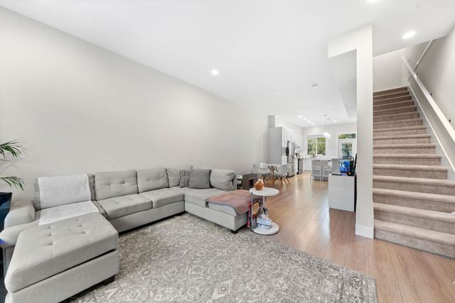 2855-158-street-grandview-surrey-south-surrey-white-rock-05 at 51 - 2855 158 Street, Grandview Surrey, South Surrey White Rock