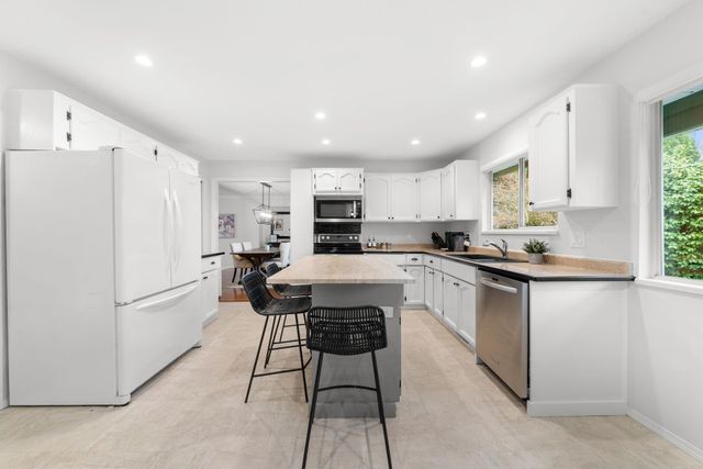 15560-vista-drive-white-rock-south-surrey-white-rock-15 at 15560 Vista Drive, White Rock, South Surrey White Rock