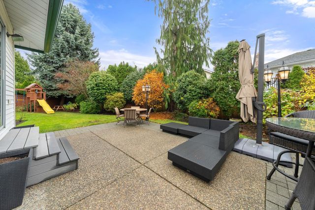 15560-vista-drive-white-rock-south-surrey-white-rock-36 at 15560 Vista Drive, White Rock, South Surrey White Rock