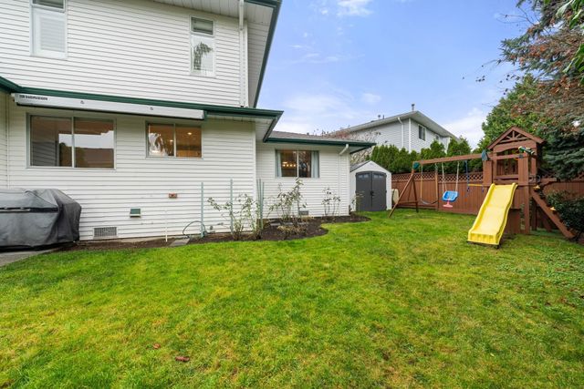 15560-vista-drive-white-rock-south-surrey-white-rock-40 at 15560 Vista Drive, White Rock, South Surrey White Rock