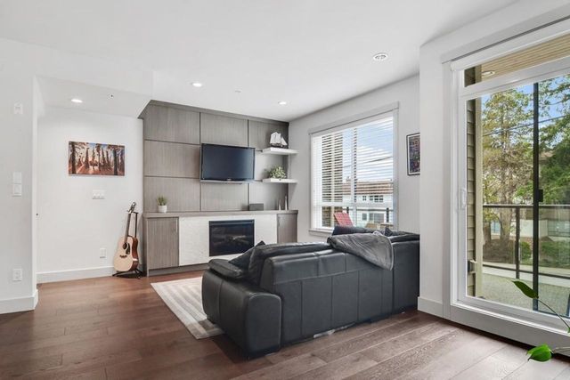 1338-foster-street-white-rock-south-surrey-white-rock-03 at 1 - 1338 Foster Street, White Rock, South Surrey White Rock 1338-foster-street-white-rock-south-surrey-white-rock-03 at 1 - 1338 Foster Street, White Rock, South Surrey White Rock