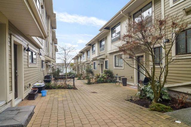 1338-foster-street-white-rock-south-surrey-white-rock-26 at 1 - 1338 Foster Street, White Rock, South Surrey White Rock