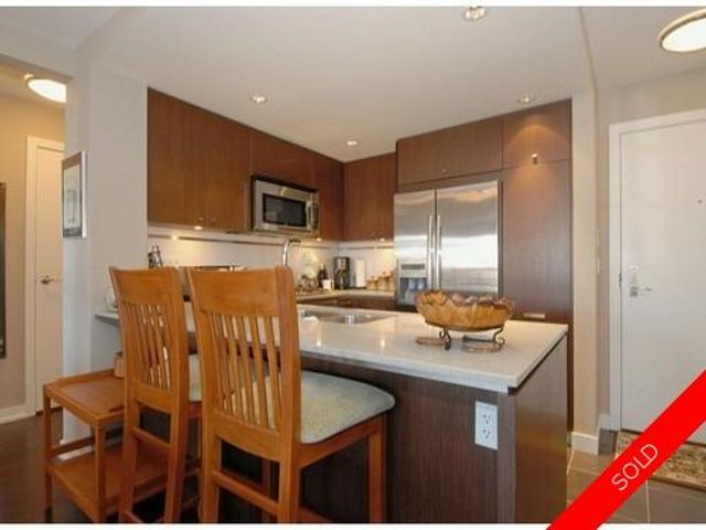 badge_image3 at 304 - 2950 King George Boulevard, King George Corridor, South Surrey White Rock