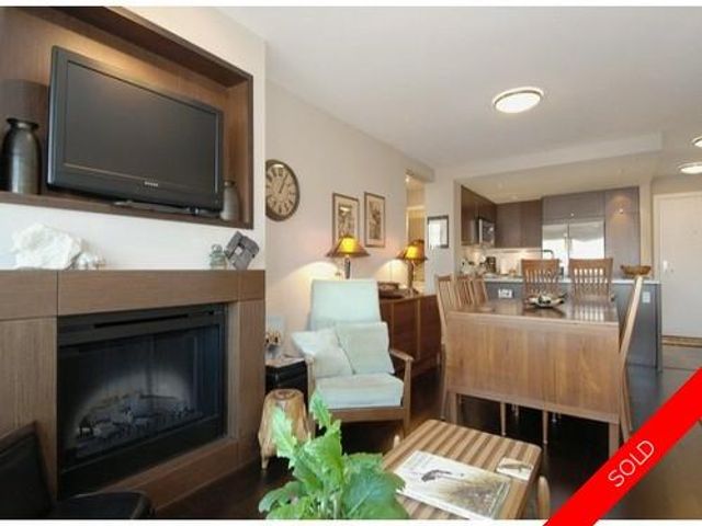 badge_image5 at 304 - 2950 King George Boulevard, King George Corridor, South Surrey White Rock