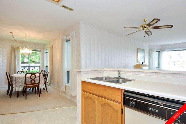 badge_image20 at 108 - 13959 16 Avenue, Sunnyside Park Surrey, South Surrey White Rock