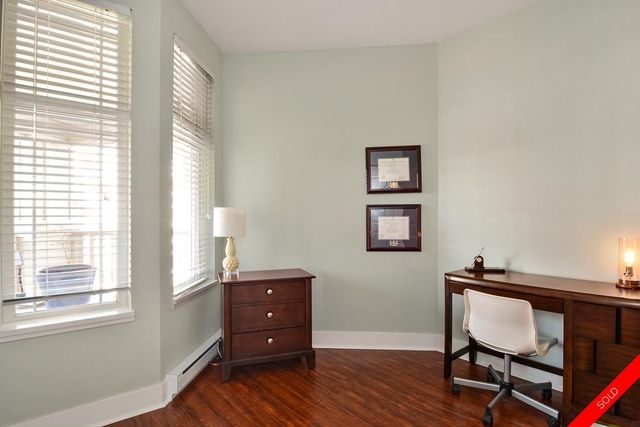 badge_image14 at 308 - 15392 16a Avenue, King George Corridor, South Surrey White Rock