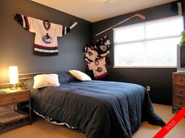 badge_image11 at 14974 59th Avenue, Sullivan Station, Surrey