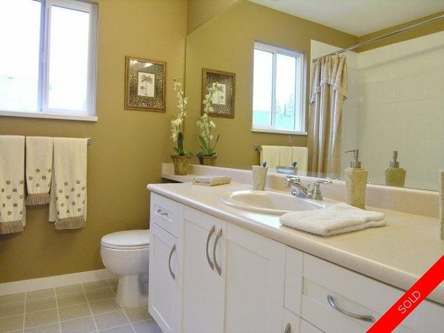 badge_image8 at 14974 59th Avenue, Sullivan Station, Surrey