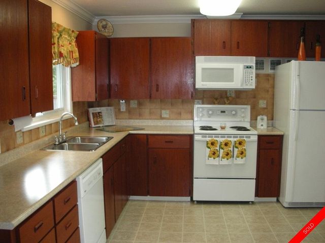 badge_image8 at 13654 Bluff Road, White Rock, South Surrey White Rock