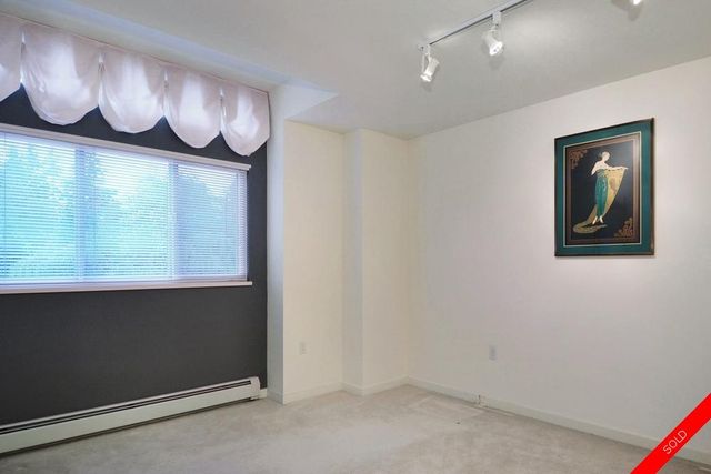 badge_image13 at 36 - 3387 King George Boulevard, King George Corridor, South Surrey White Rock