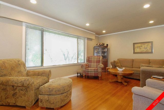 badge_image9 at 15526 17a Avenue, King George Corridor, South Surrey White Rock