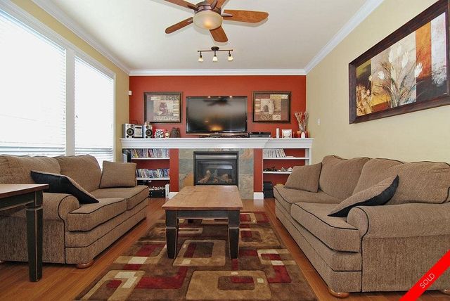 badge_image19 at 7354 196b Street, Willoughby Heights, Langley