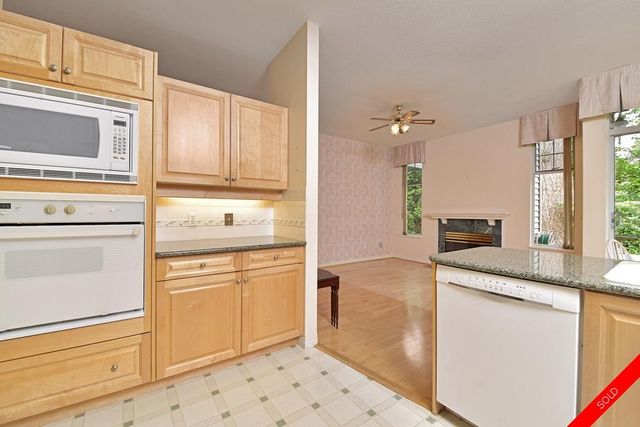 badge_image20 at 62 - 2533 152nd Street, Sunnyside Park Surrey, South Surrey White Rock