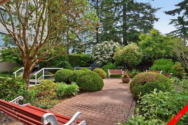 badge_image24 at 15 - 1442 Foster Street, White Rock, South Surrey White Rock