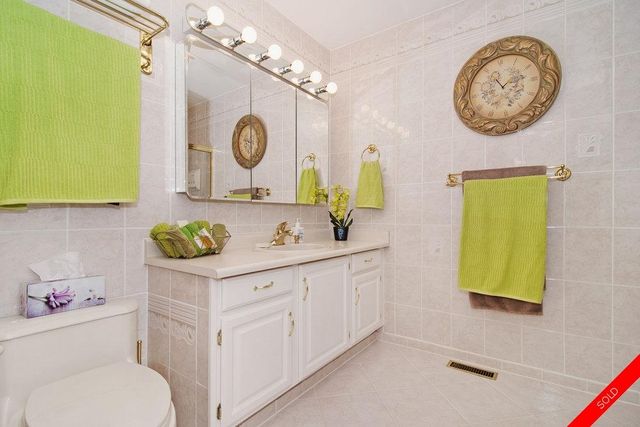 badge_image5 at 13517 16th Avenue, Crescent Bch Ocean Pk., South Surrey White Rock