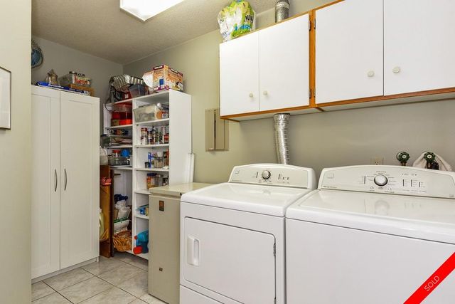 badge_image at 215 - 1442 Foster Street, White Rock, South Surrey White Rock