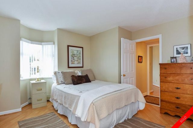 badge_image20 at 215 - 1442 Foster Street, White Rock, South Surrey White Rock