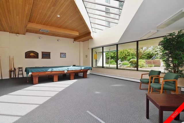 badge_image at 712 - 1442 Foster Street, White Rock, South Surrey White Rock