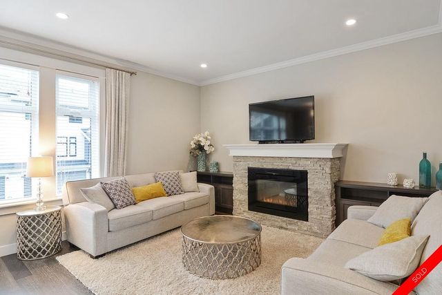 badge_image at 7 - 3303 Rosemary Heights Crescent, Grandview Surrey, South Surrey White Rock